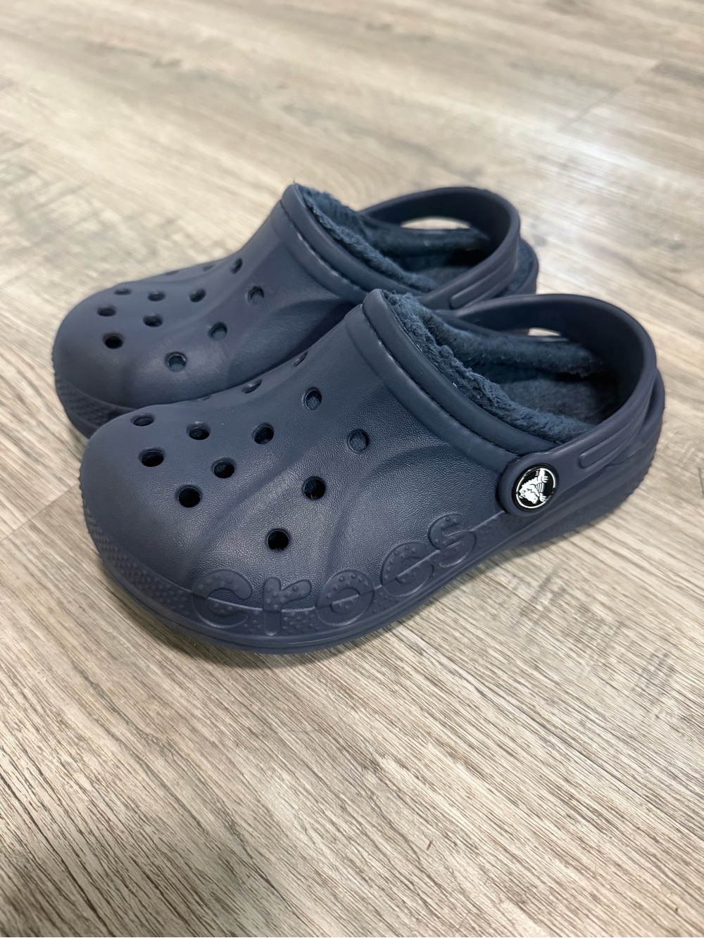 Crocs - Picture 2 of 4